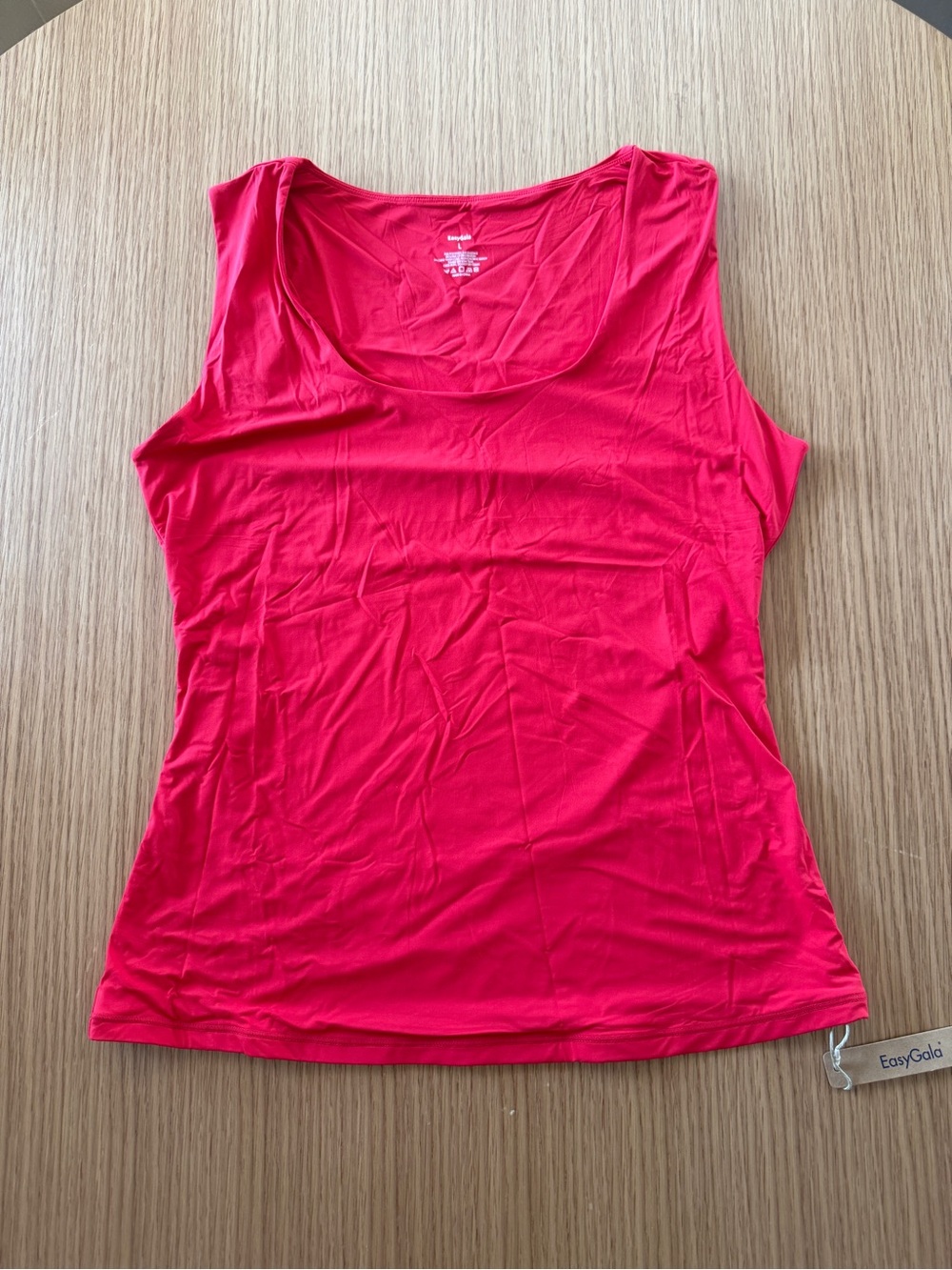 Classic Scoop Neck Tank Top in Bright Red